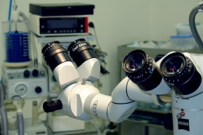 Microscópio Cirúrgico Zeiss S5